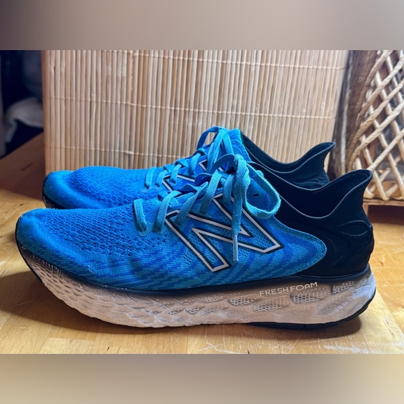 New Balance Fresh foam 1080 V11 Running Shoe - Picture 4 of 5